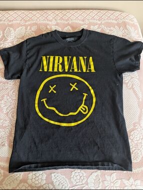 NIRVANA Black Tee with Gray Neck Print